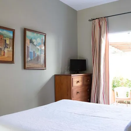 Hotel Madreselva